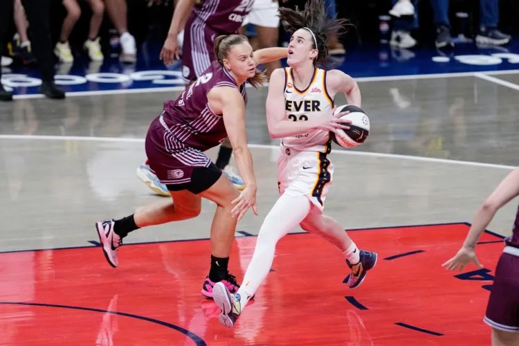 Double-double for Clark in Fever rout